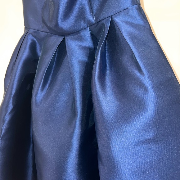 Graduation and Party Dress - Picture 5 of 7